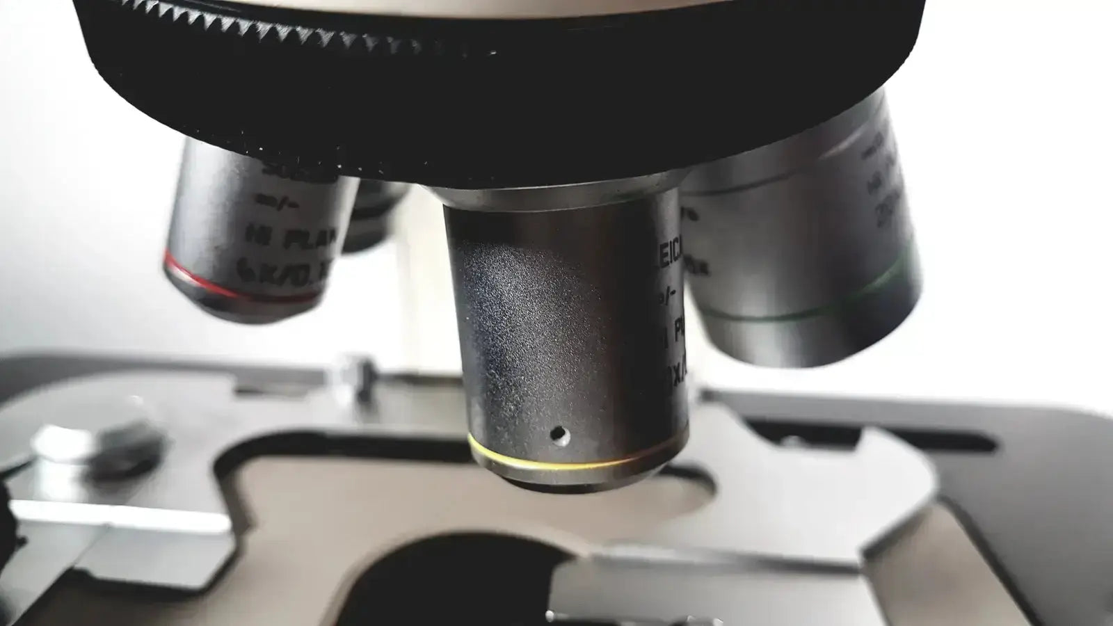 Leica Microscope Model DM1000 with Heads Microscope, second-hand product photo 15