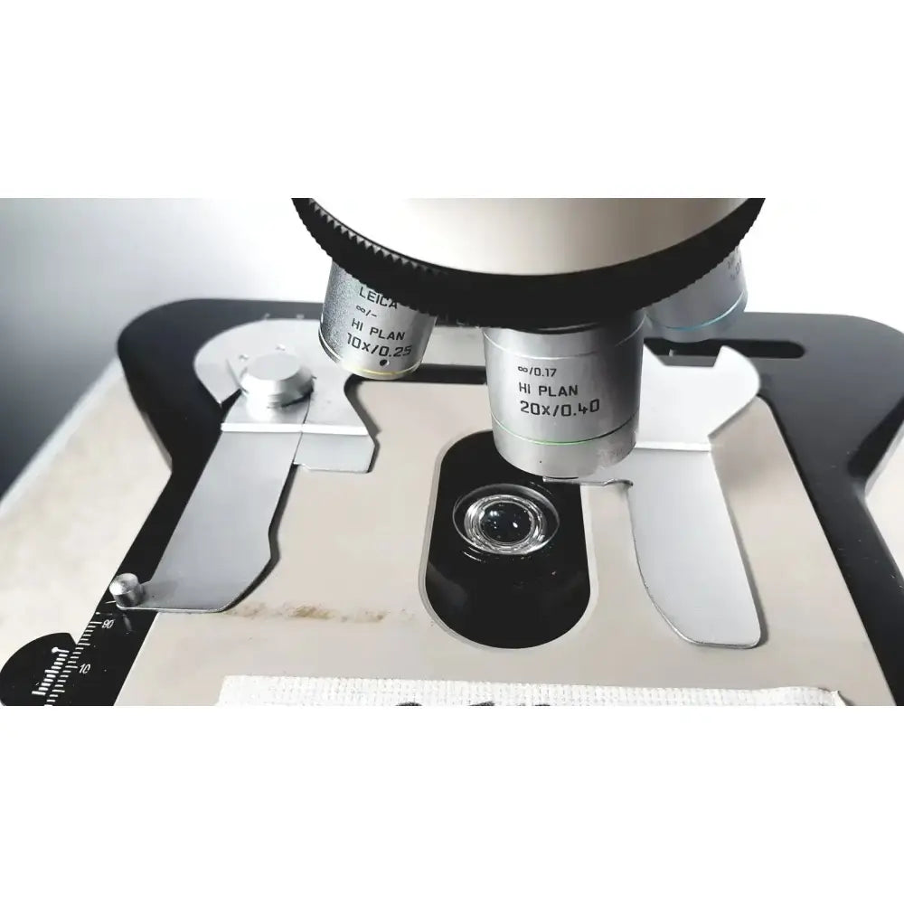 Leica Microscope Model DM1000 with Heads Microscope, second-hand product photo 17