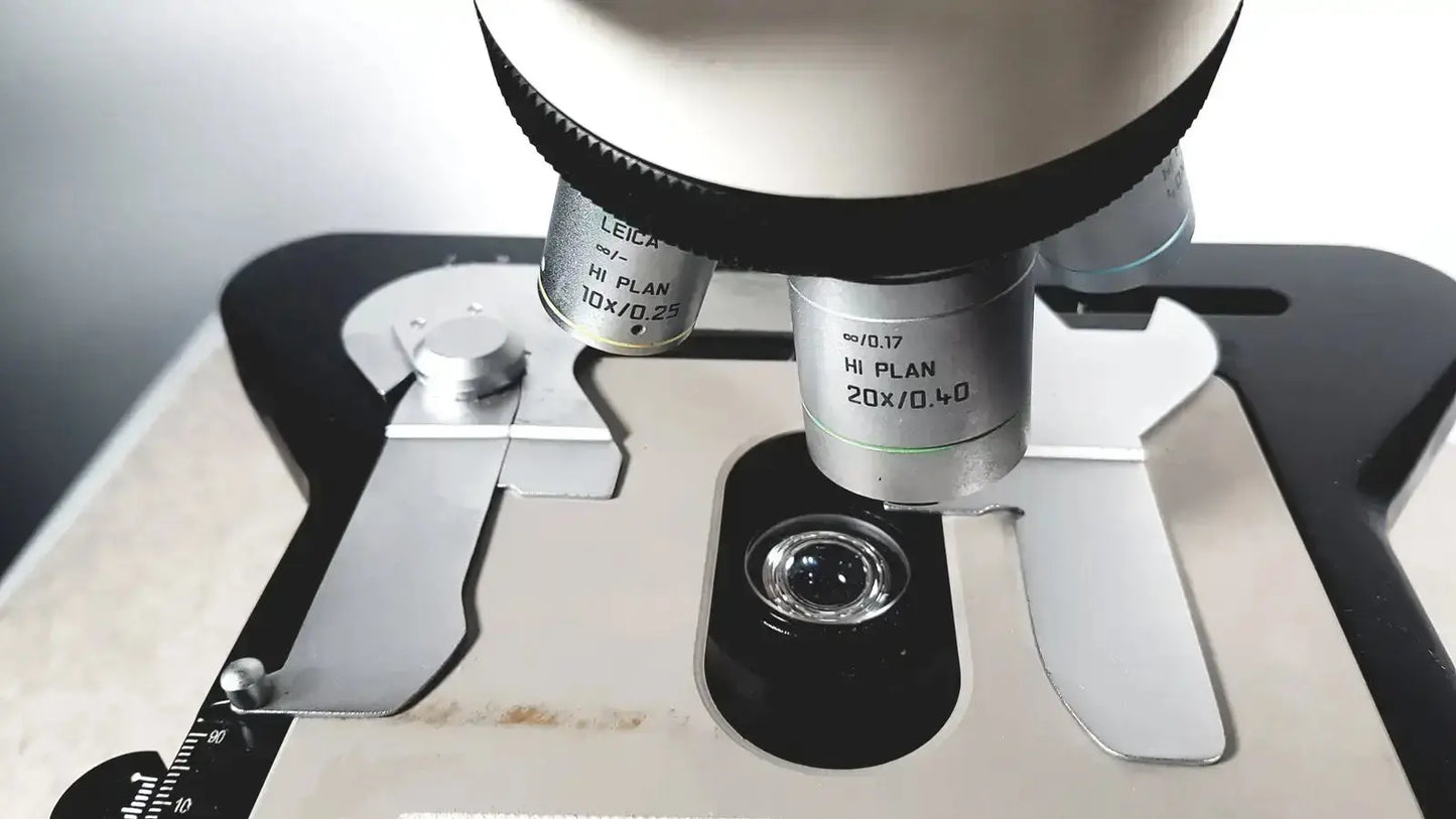 Leica Microscope Model DM1000 with Heads Microscope, second-hand product photo 18