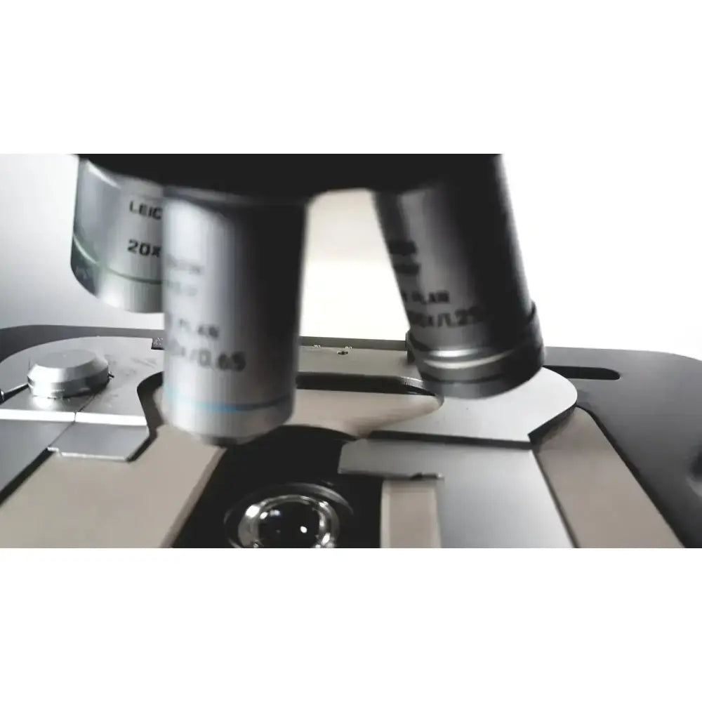 Leica Microscope Model DM1000 with Heads Microscope, second-hand product photo 13