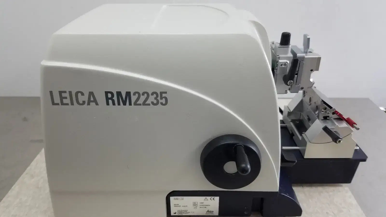 LEICA RM2235 Manual Rotary Microtome Histology Pathology Lab Tissue Sectioner Manual Rotary Microtome, second-hand product photo 17