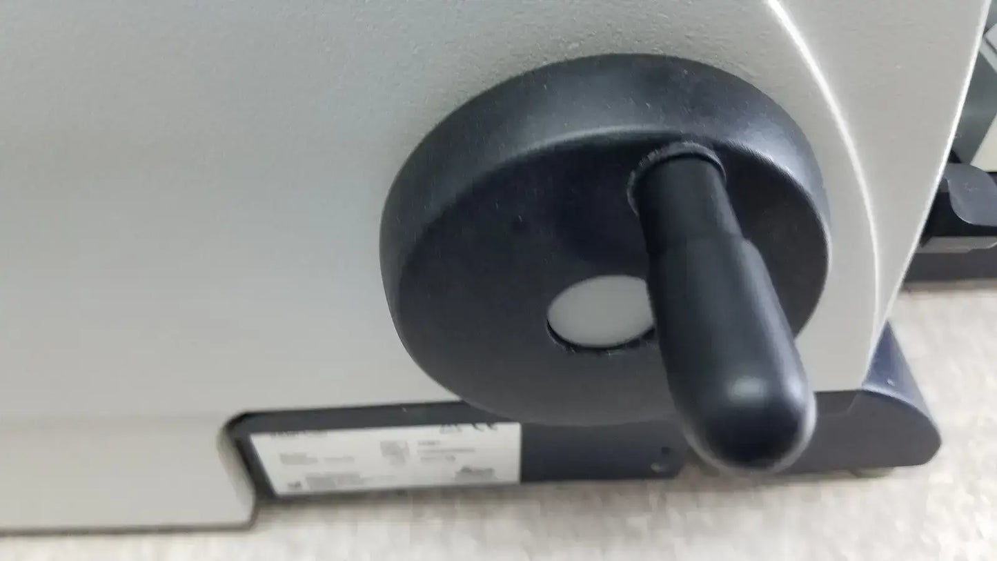 LEICA RM2235 Manual Rotary Microtome Histology Pathology Lab Tissue Sectioner Manual Rotary Microtome, second-hand product photo 19