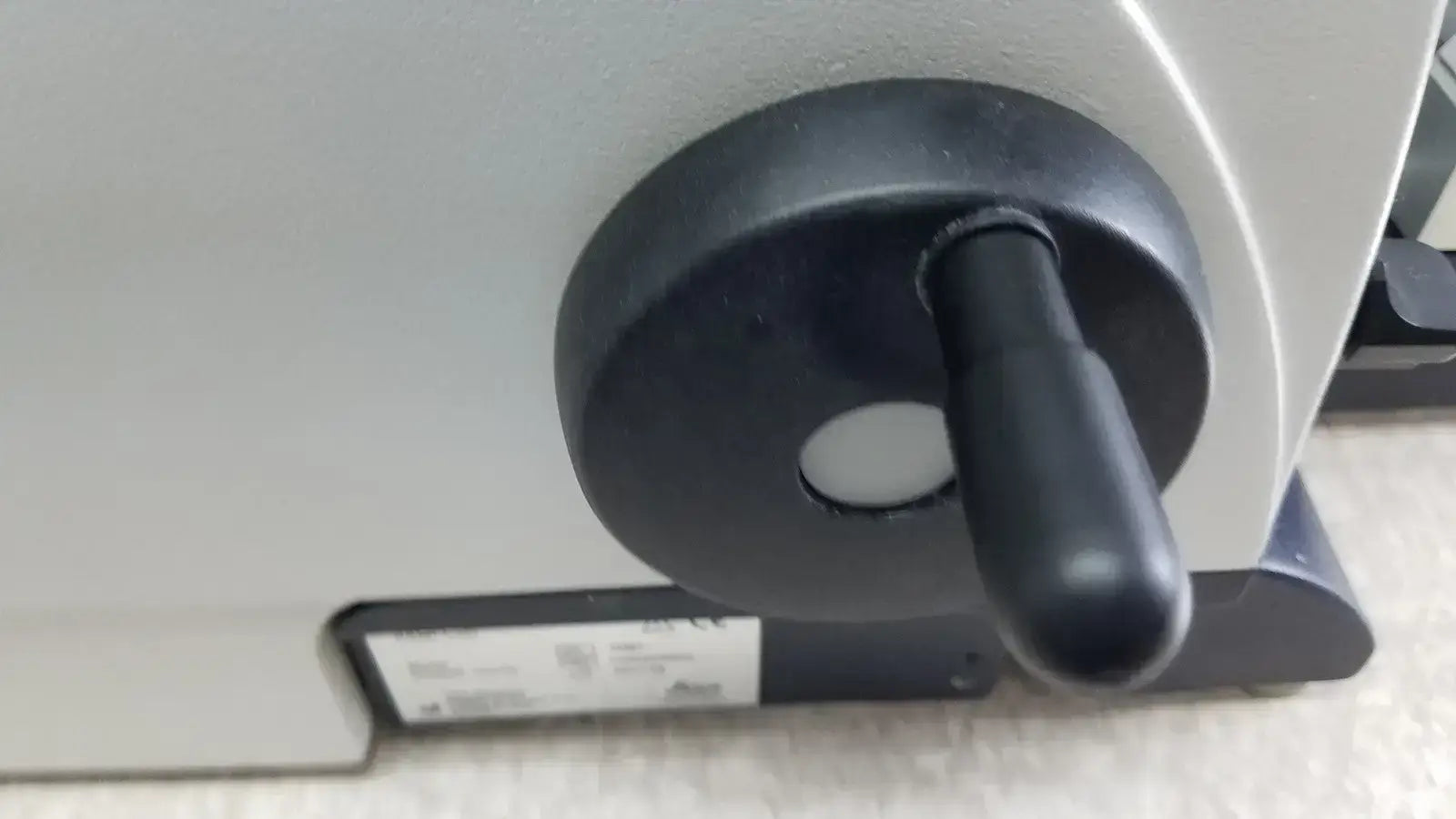 LEICA RM2235 Manual Rotary Microtome Histology Pathology Lab Tissue Sectioner Manual Rotary Microtome, second-hand product photo 19