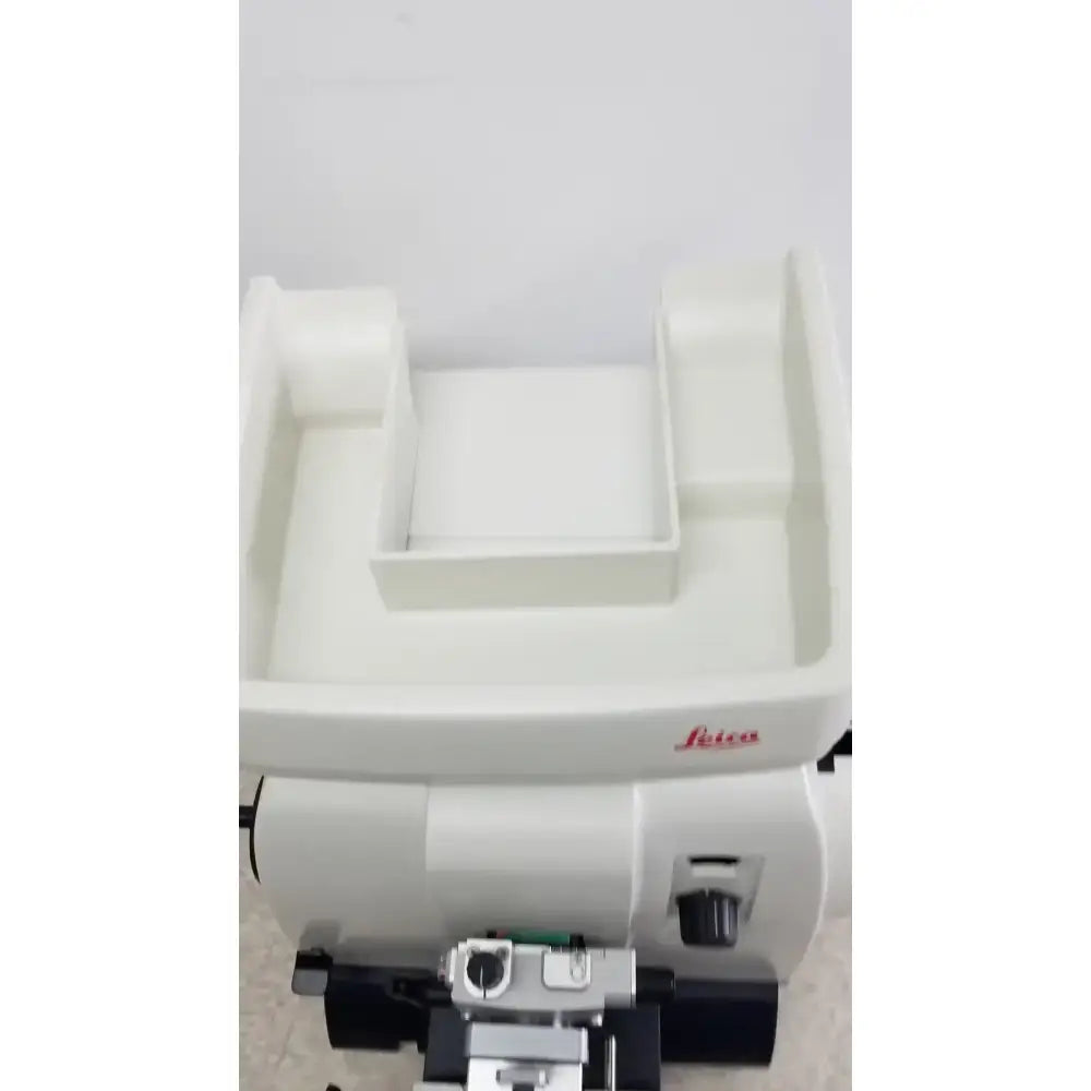 LEICA RM2235 Manual Rotary Microtome Histology Pathology Lab Tissue Sectioner Manual Rotary Microtome, second-hand product photo 9