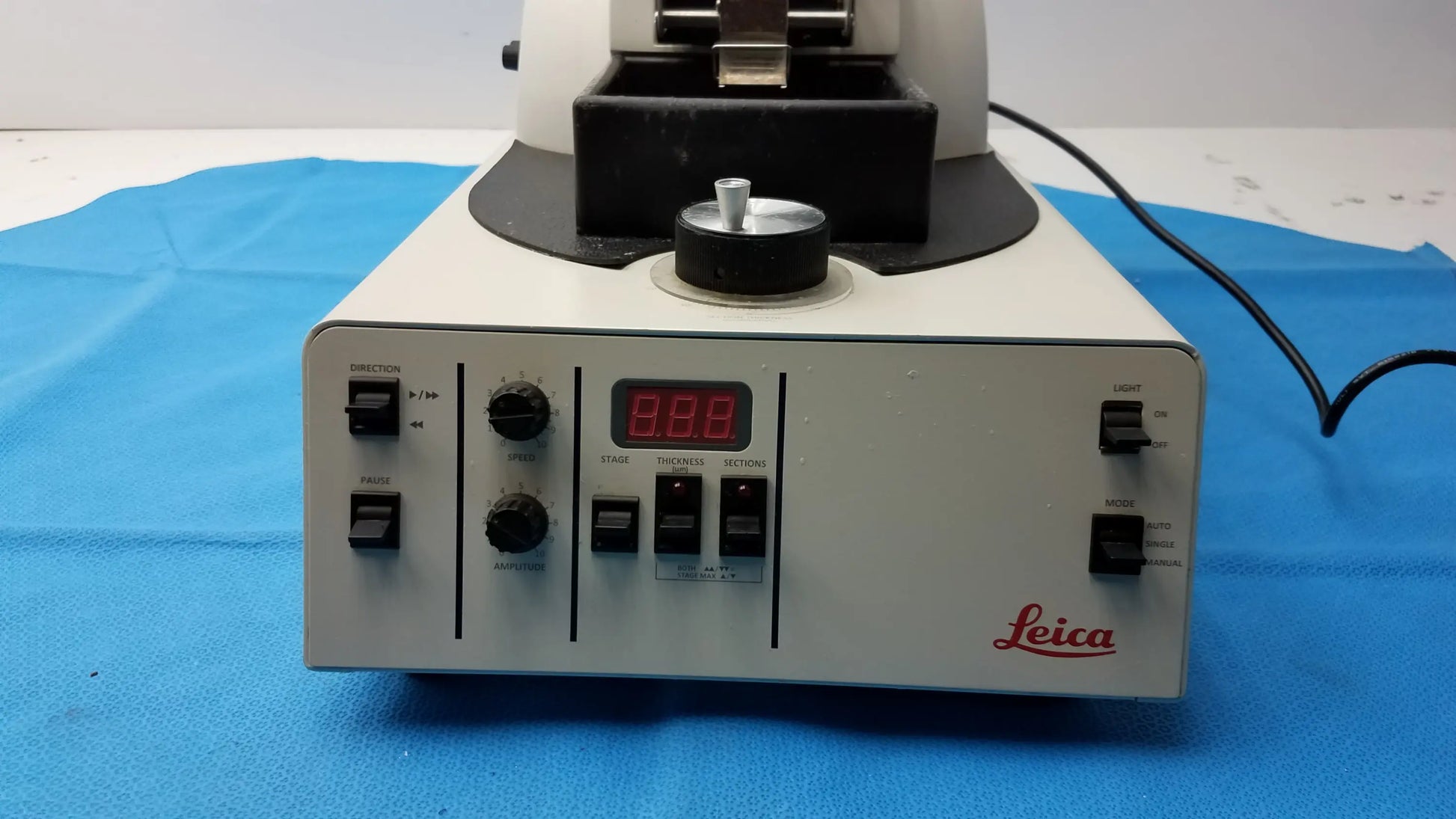 Leica VT1000A Vibrating Blade Microtome Vibrating Blade Microtome, second-hand product photo 14