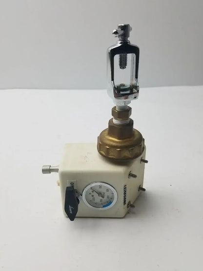 Leisegang Medical 8702 Gas Pressure Regulator with Gauge & On/Off Valve Medical Gas Pressure Regulator, second-hand product photo 4