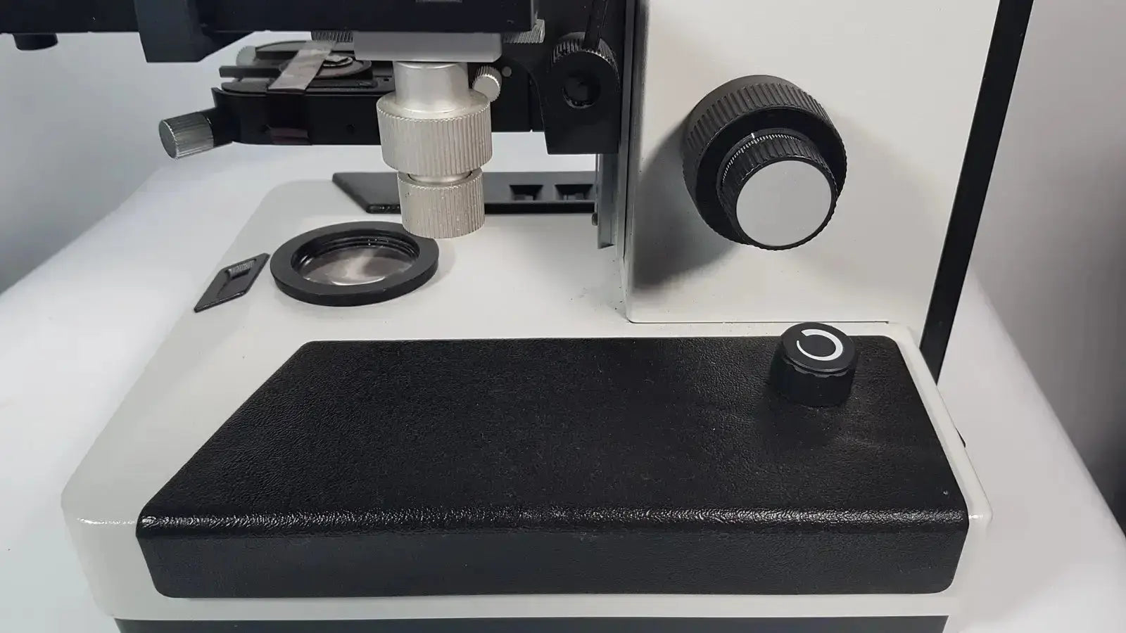 Leica Leitz Metallux 3 Stereo Zoom Microscope Microscope, as-is (for parts) product photo 9