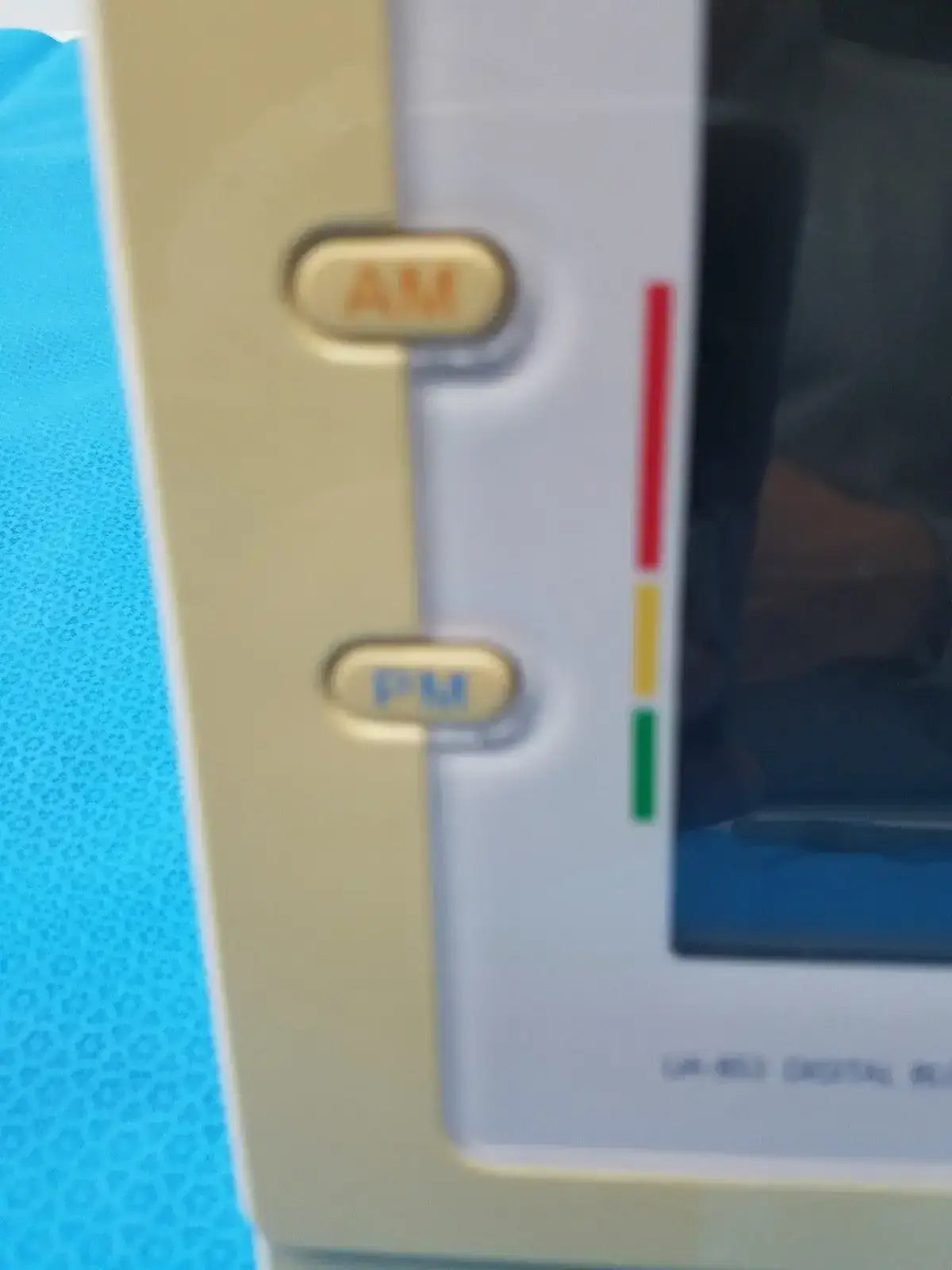 Life Source UA-853 Digital Blood Pressure Monitor Digital Blood Pressure Monitor, second-hand product photo 9