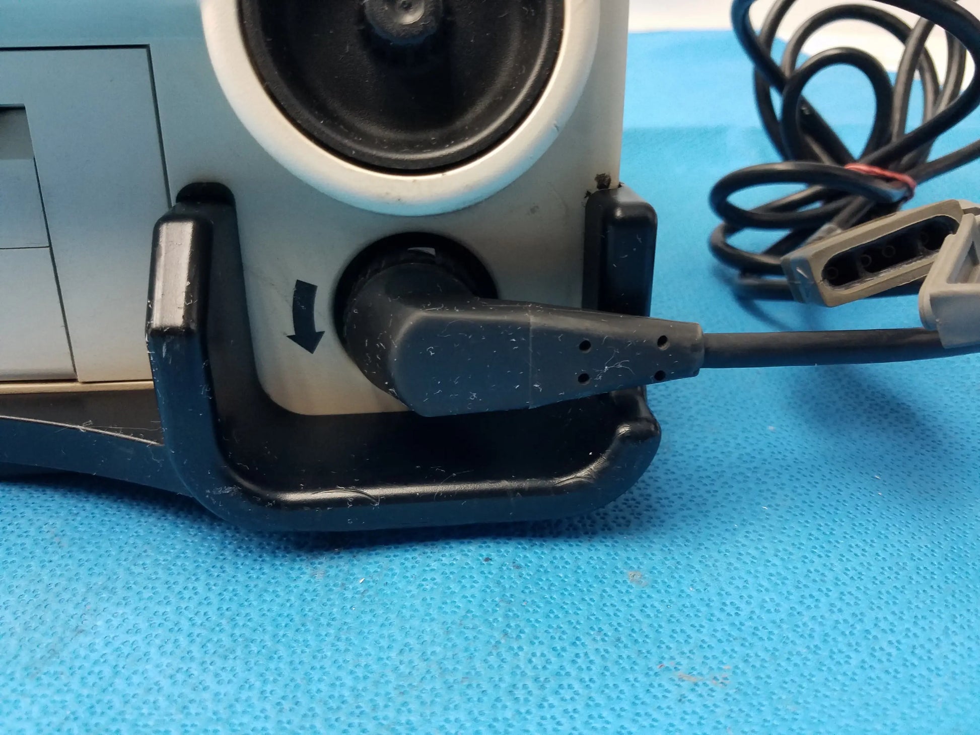 LIFEPAK 12 Physio Control Defibrillator/Monitor Defibrillator / Patient Monitor, second-hand product photo 9