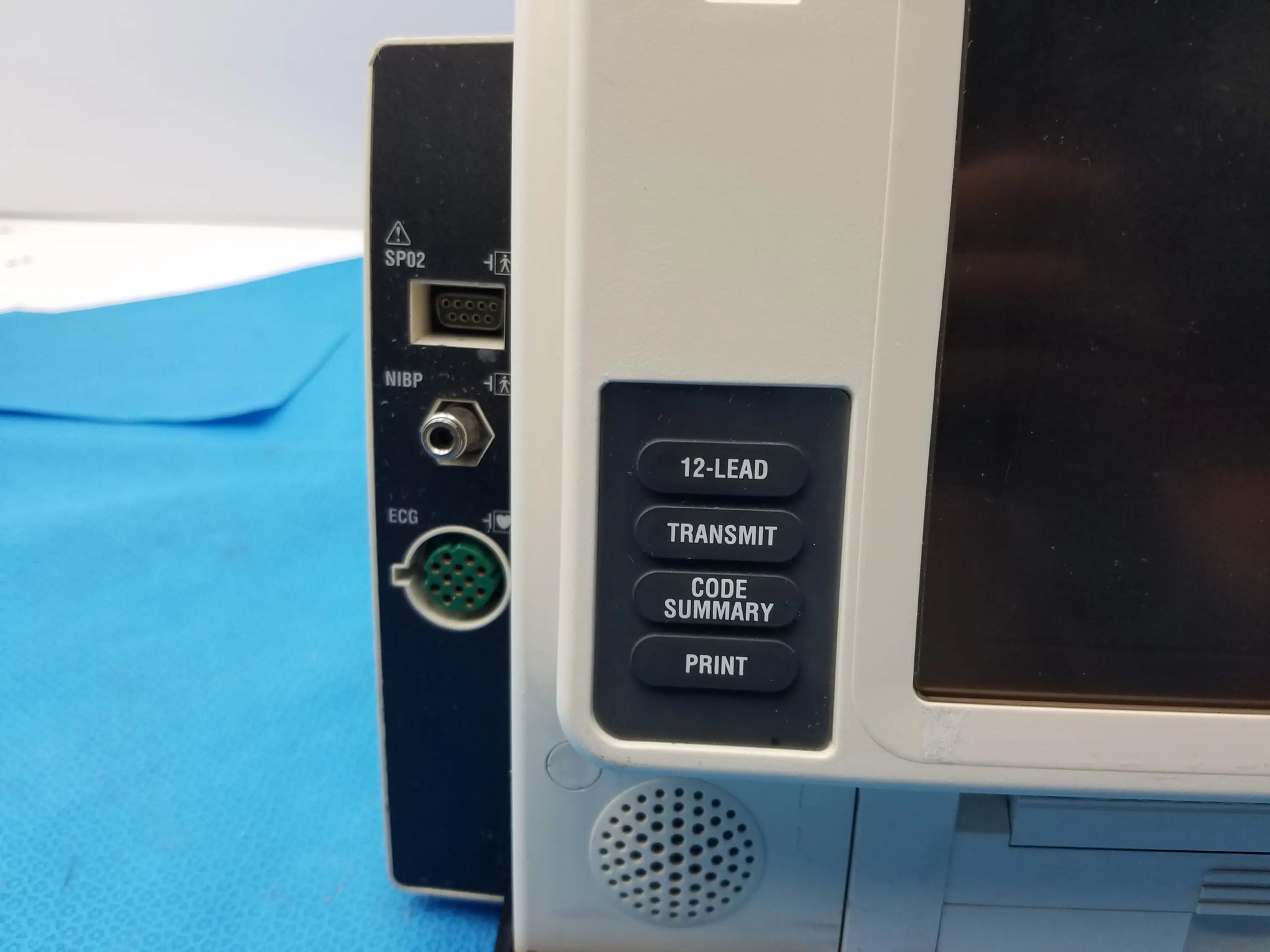 LIFEPAK 12 Physio Control Defibrillator/Monitor Defibrillator / Patient Monitor, second-hand product photo 6