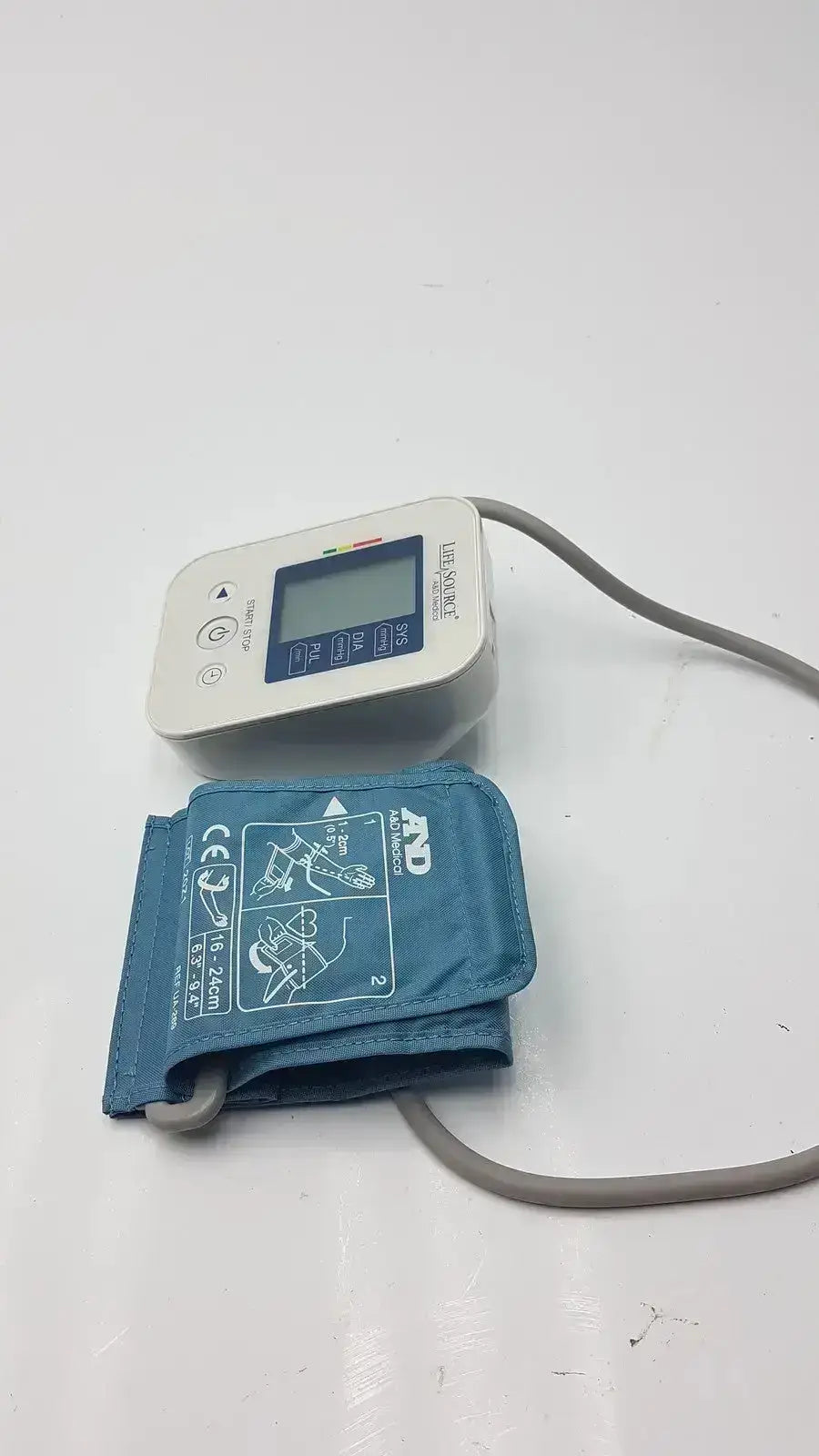 LifeSource A&D Medical Digital Blood Pressure Monitor UA-651S-AC Blood Pressure Monitor, second-hand product photo 4