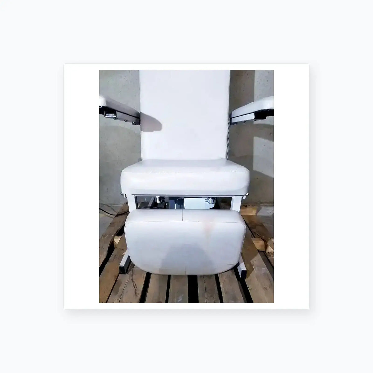 Linak CB06-U059-00 Patient Chair Medical Equipment Part, second-hand product photo 5