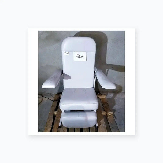 Linak CB06-U059-00 Patient Chair Medical Equipment Part, second-hand product photo 1