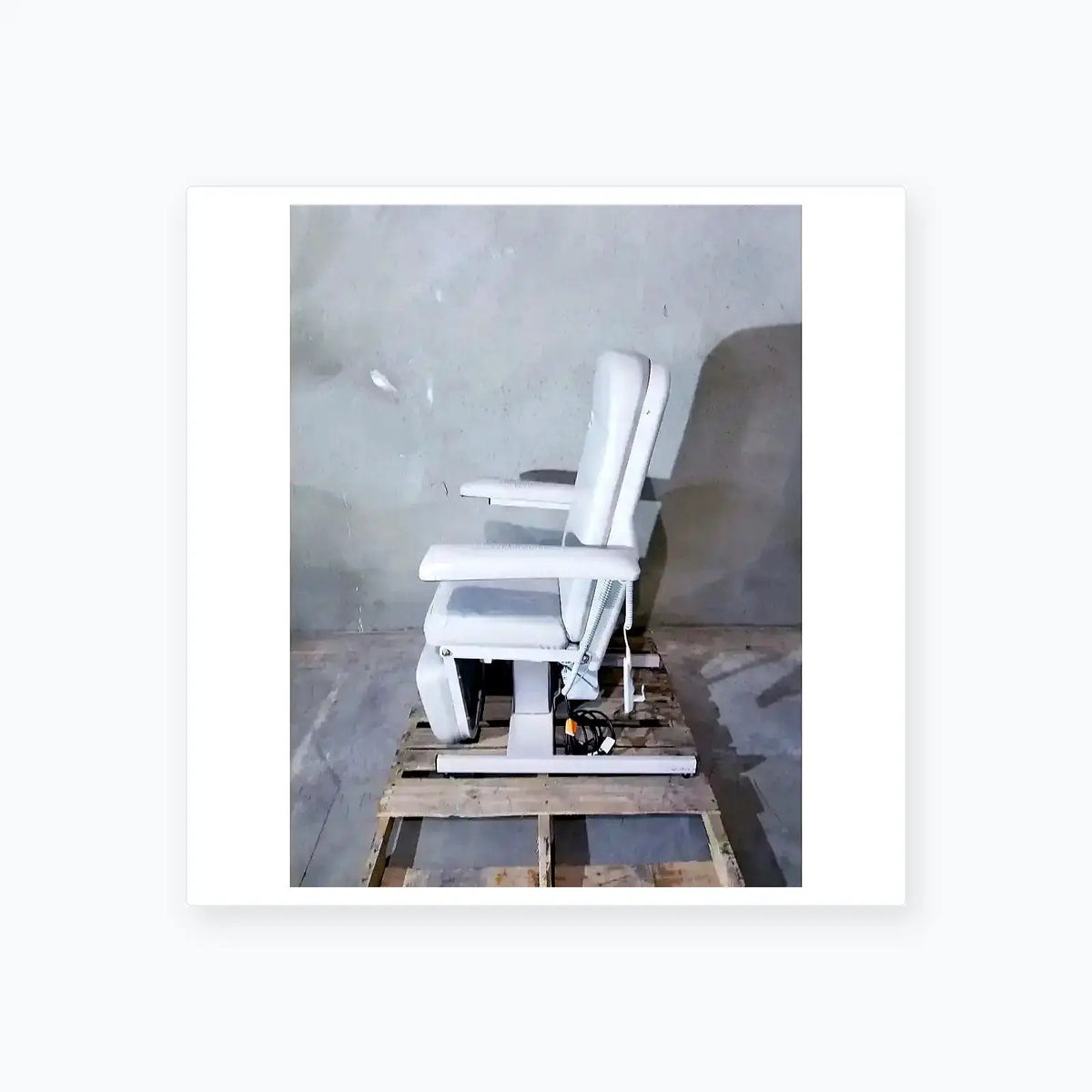Linak CB06-U059-00 Patient Chair Medical Equipment Part, second-hand product photo 6