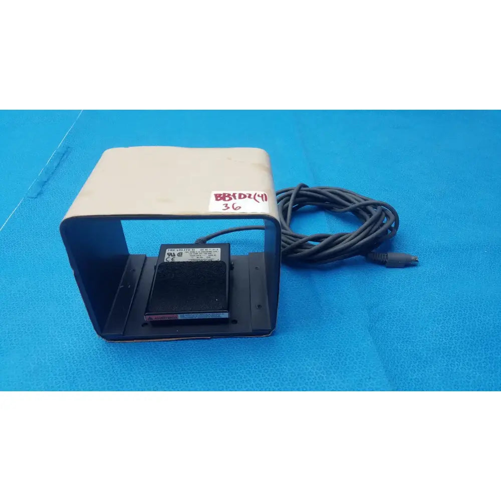 Reuse Medical Linemaster T-91-S Treadlite II Foot Switch Pedal 15A 1/2HP W/ Cable Other Medical & Lab Equipment, as-is (for parts) product photo 1
