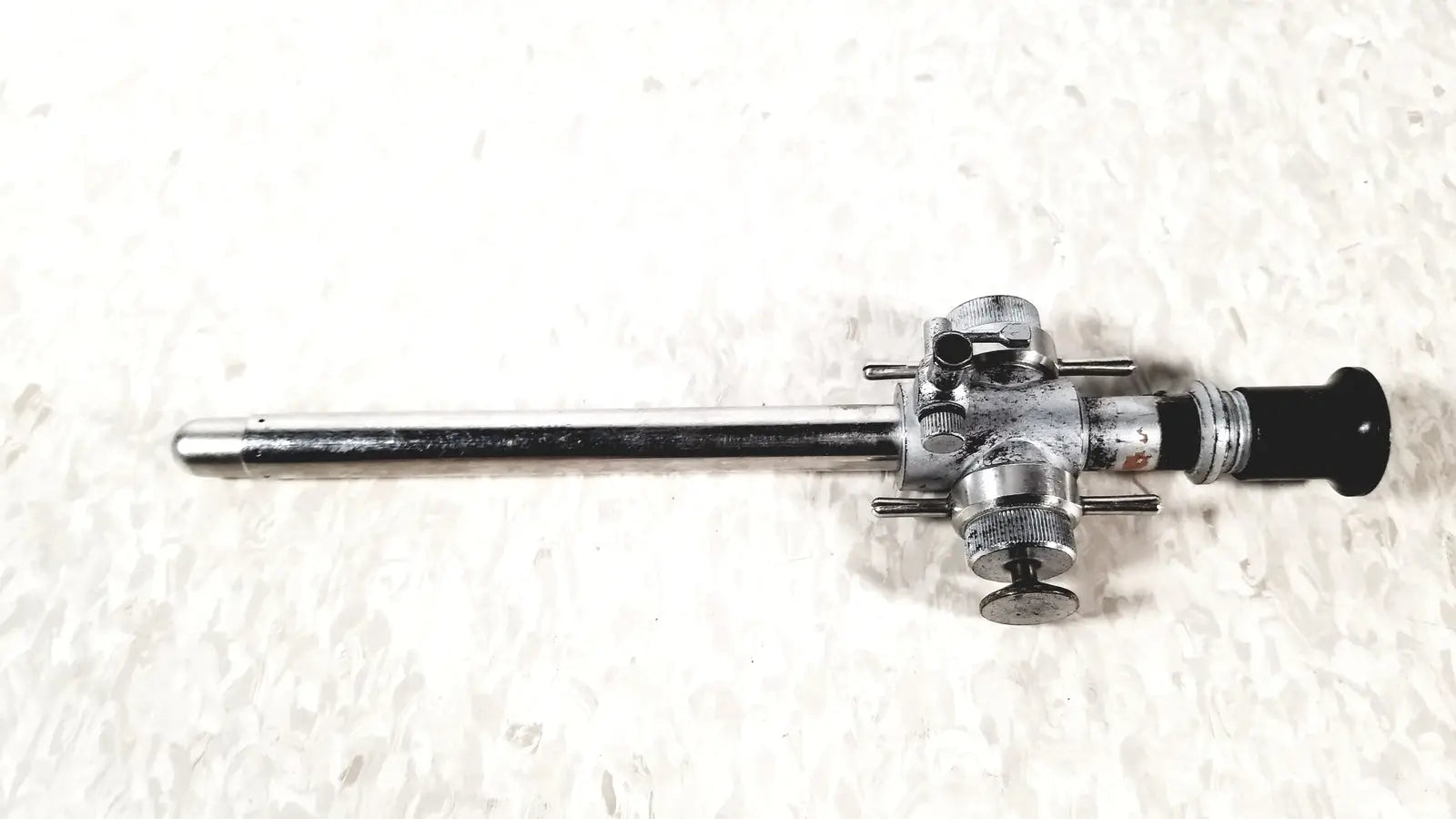 Reuse Medical Linvatec Conmed 118100 Laparoscopic Valve Laparoscopic Instruments, second-hand product photo 1