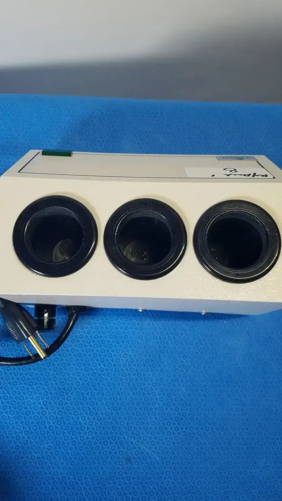 Lombart Instrument Three-Well Desk Charger Instrument Charger, as-is (for parts) product photo 6