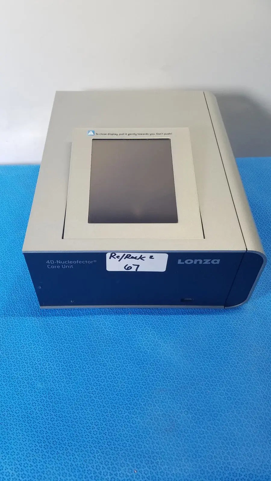Reuse Medical Lonza 4D-Nucleofector Core Unit Transfection System Other Medical & Lab Equipment, second-hand product photo 1