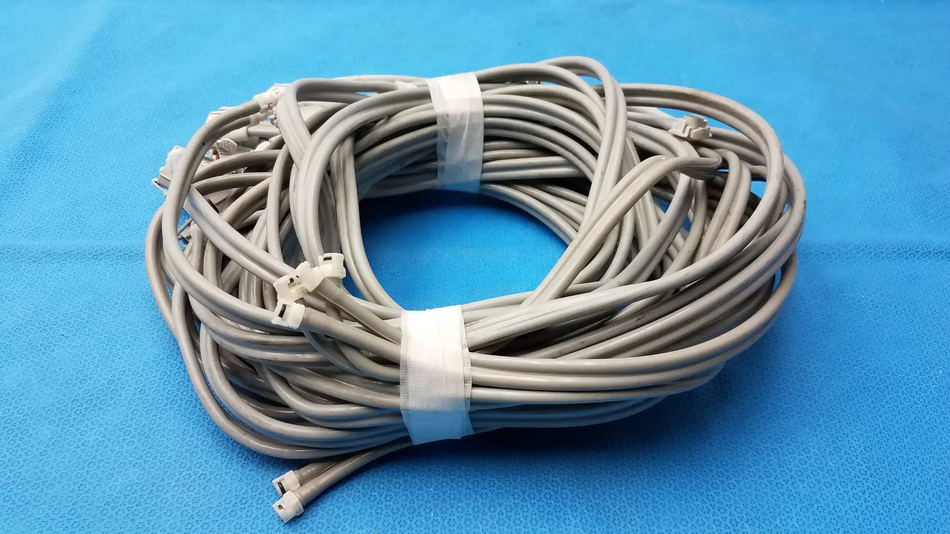 Reuse Medical Equipment Lot of 10 NiBP Air Hose Fast Connector Double Tube NiBP Air Hose Fast Connector, second-hand product photo 6