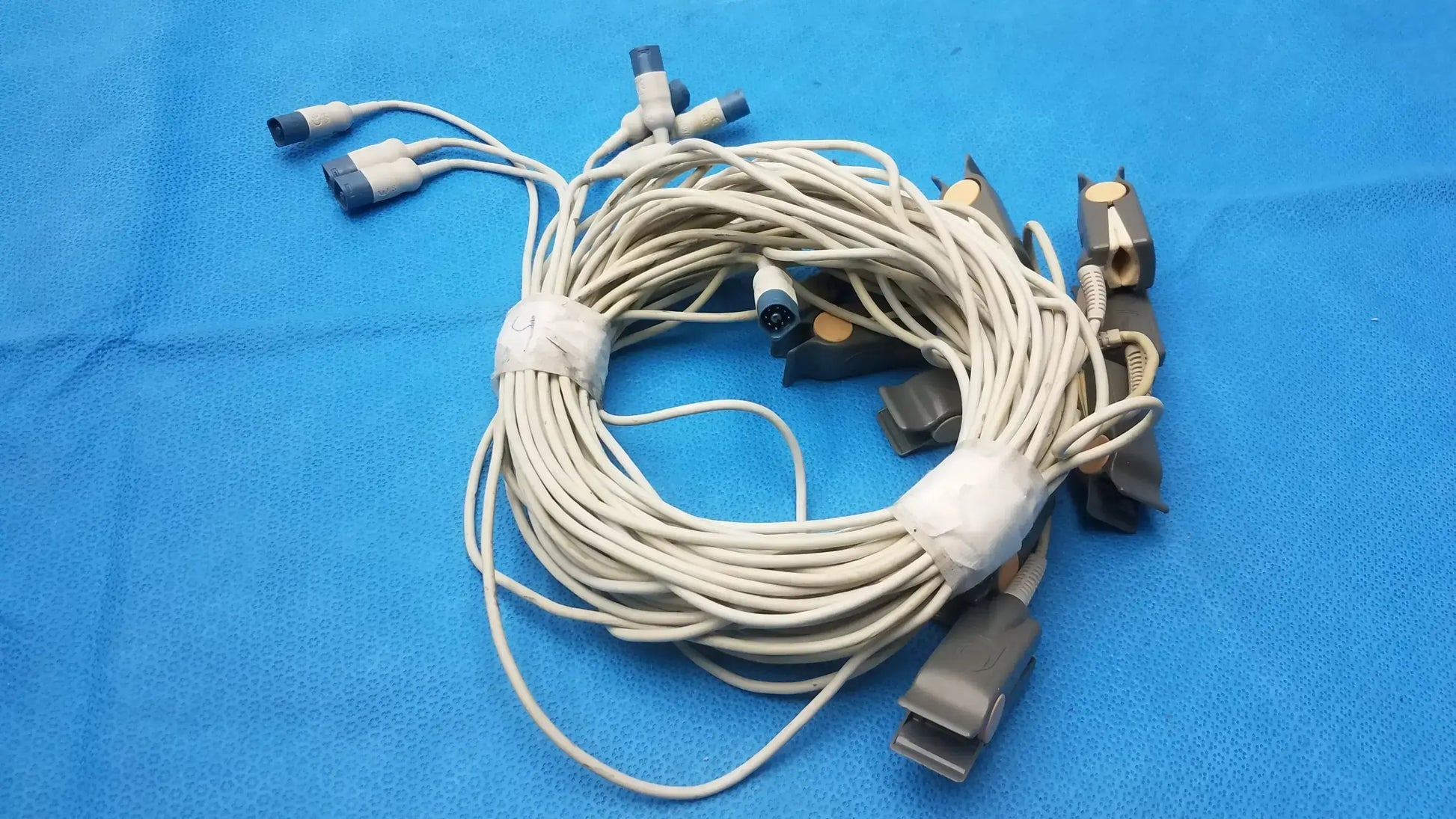 Philips Lot of 10 Philips M1196A SpO2 Adult Finger Clip Sensor Adult Finger Clip Sensor, second-hand product photo 5