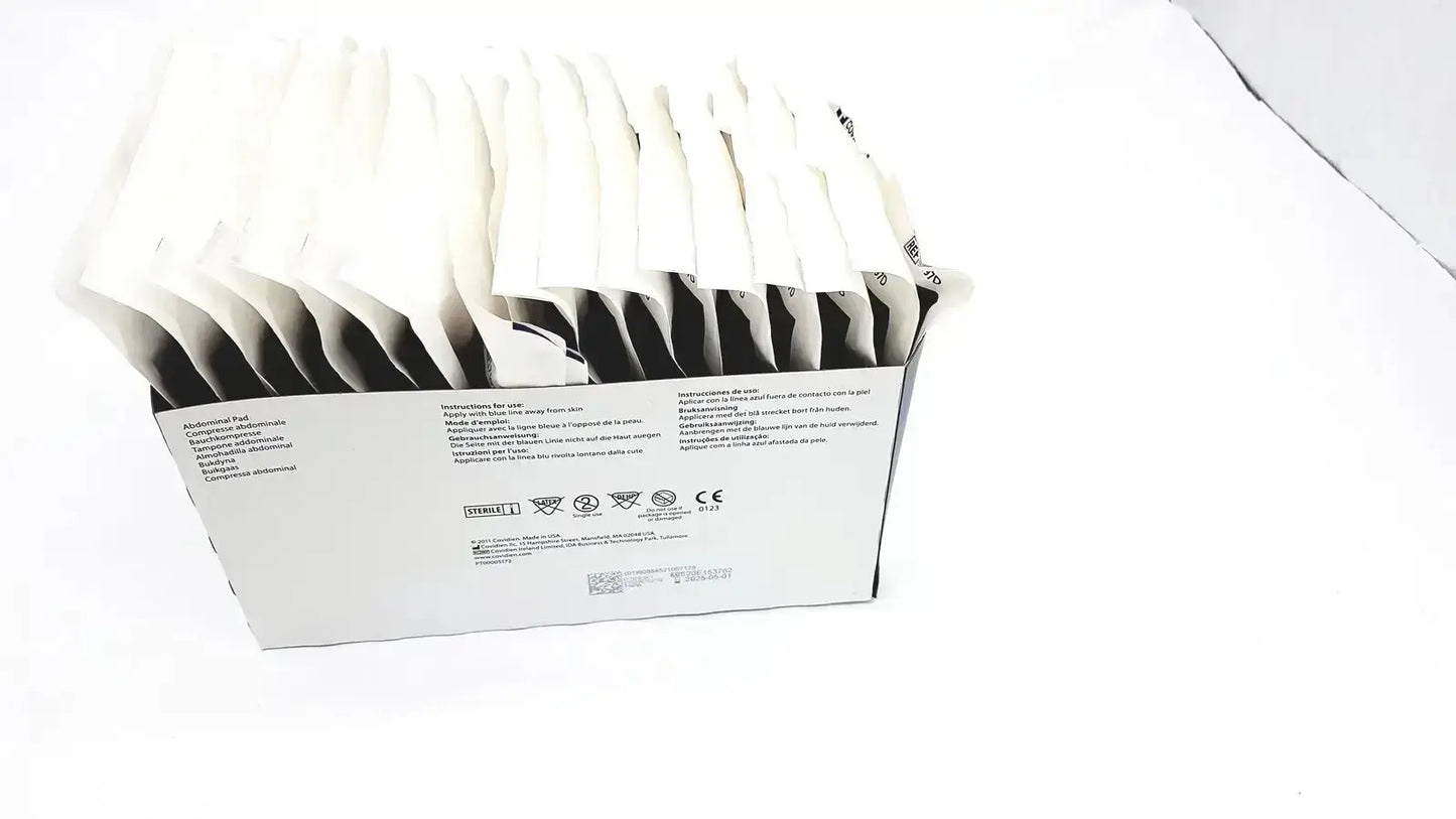 Covidien Lot of 18 Covidien Dermacea Abdominale Ref: 7197D, 7 1/2x8” Abdominal Pad, new product photo 1