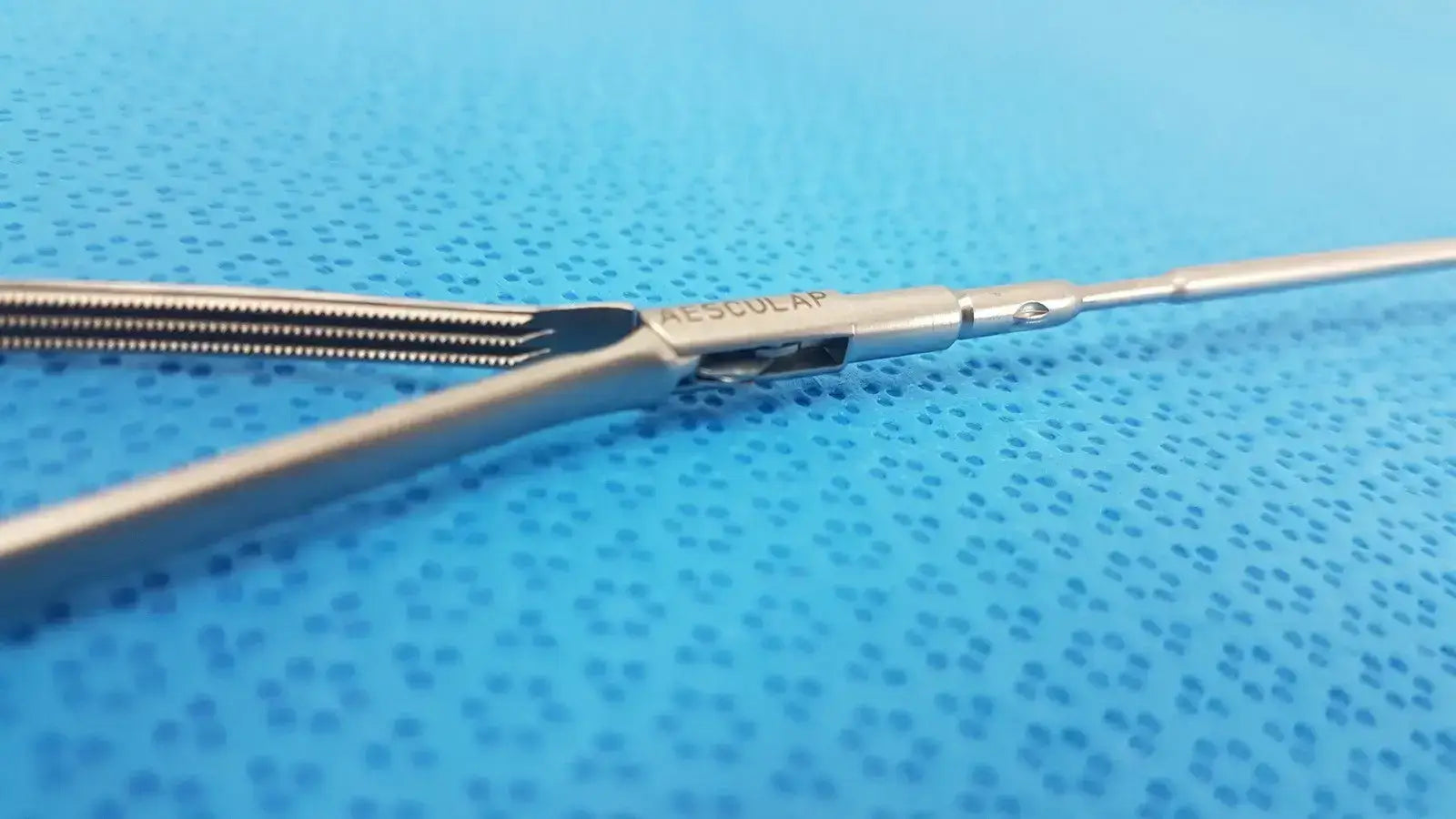 AESCULAP Lot of = 2 AESCULAP Laparoscopic Dissecting Forceps - P0657R Laparoscopic Dissecting Forceps, second-hand product photo 10