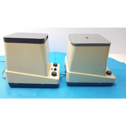 Lot of 2 Eppendorf Benchtop Compact Laboratory Centrifuges - Benchtop laboratory centrifuge