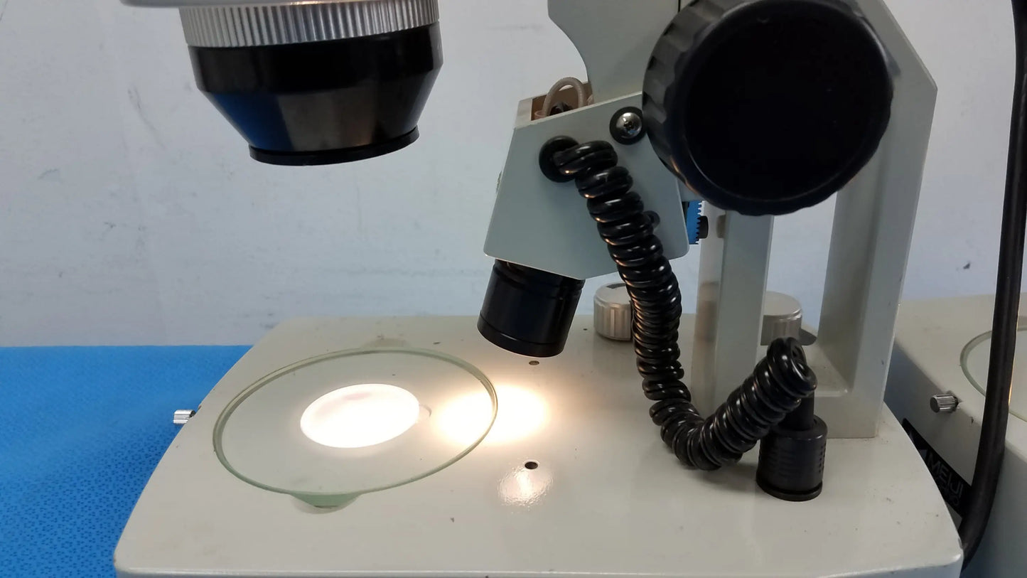 Meiji Techno Lot of 2 Meiji Techno EMT-1 Stereo Microscope Stereo Microscope, as-is (for parts) product photo 13