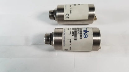 MKS Lot of 2 MKS Baratron Pressure Transducer 722A-25315, 200 Torr and 30 Torr Pressure Transducer, second-hand product photo 3