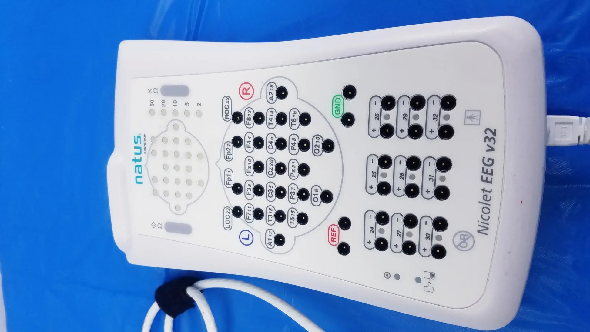 Natus Nicolet Lot of - 2 Natus Nicolet EEG v32 Amplifier System And HB-3 v32/44 Headbox EEG Diagnostic System, second-hand product photo 4