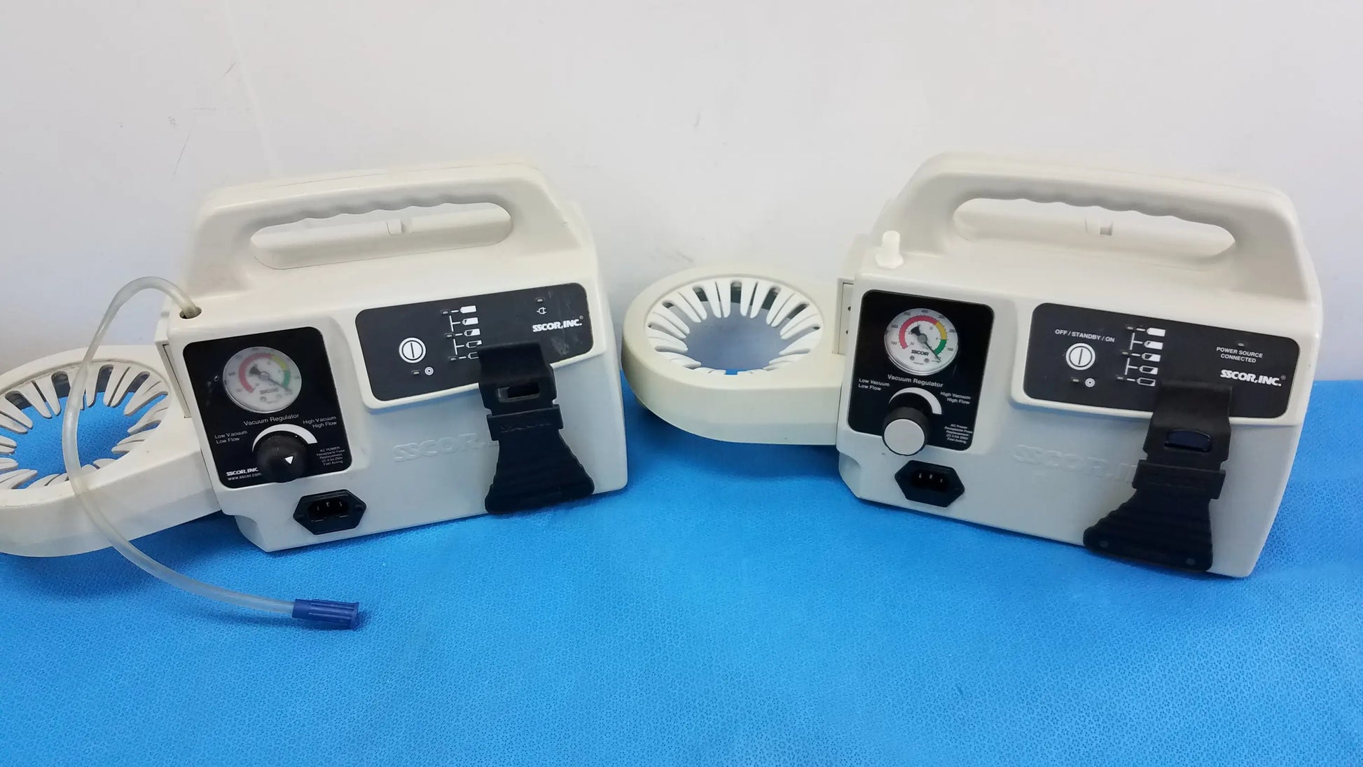 SSCOR Lot of 2 SSCOR 2314 Duet Portable Aspirator Portable Aspirator / Suction Unit, second-hand product photo 1