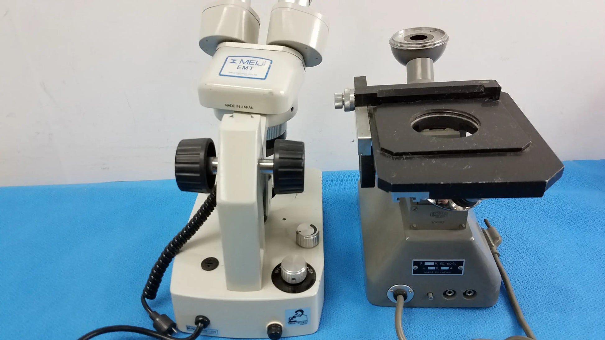 N/A Lot of 2 Stereo Microscope With CK Inverted Binocular Microscope Microscopes, as-is (for parts) product photo 4