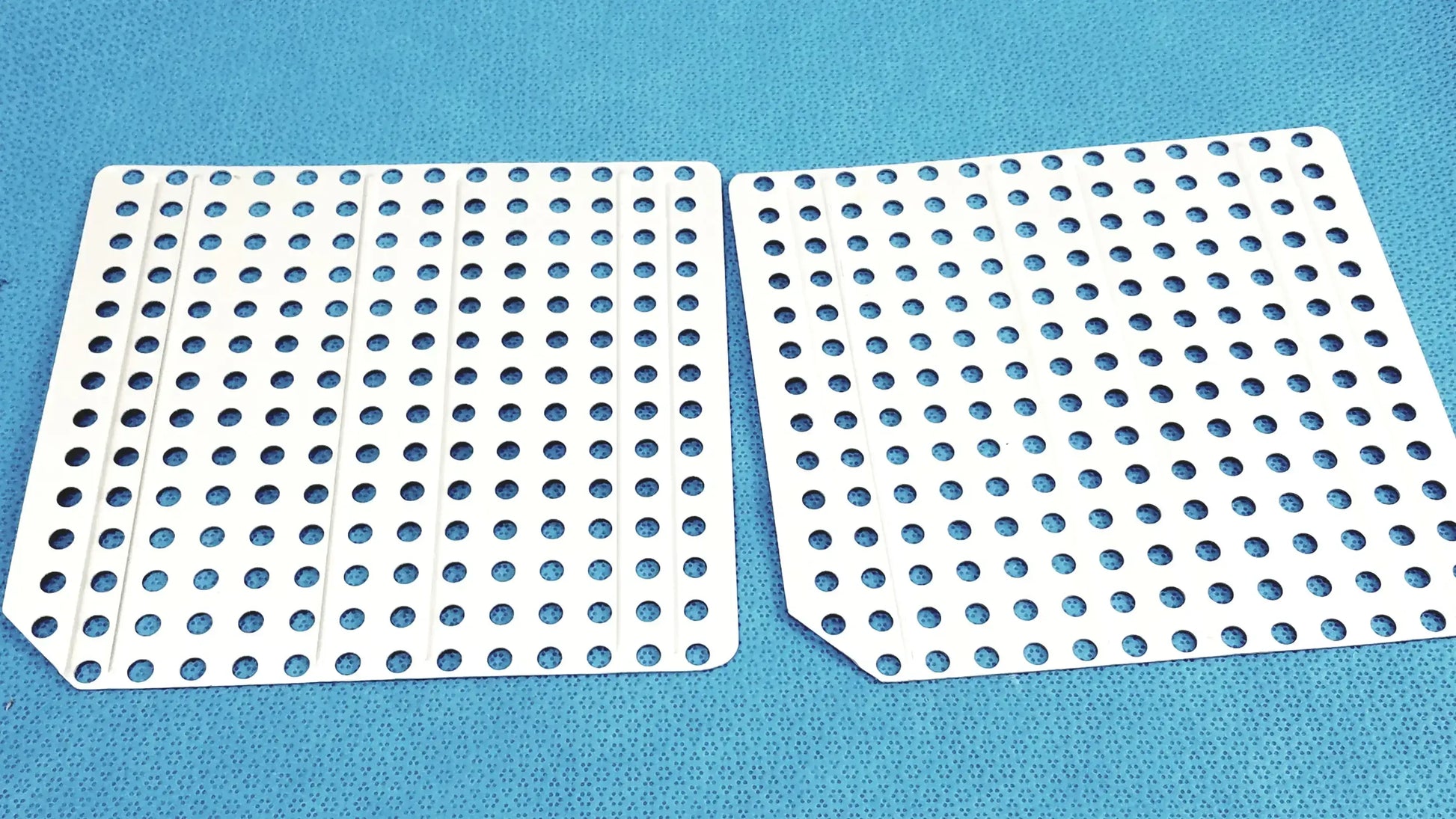 Reuse Medical Equipment Lot of - 2 Sterilization Tray Inserts Sterilization Tray Inserts, second-hand product photo 2