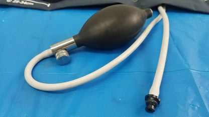 Welch Allyn Lot of - 2 Welch Allyn Flexiport Reuseable Blood Pressure Cuff Adult 11 FlexiPort Reusable Blood Pressure Cuff, second-hand product photo 11