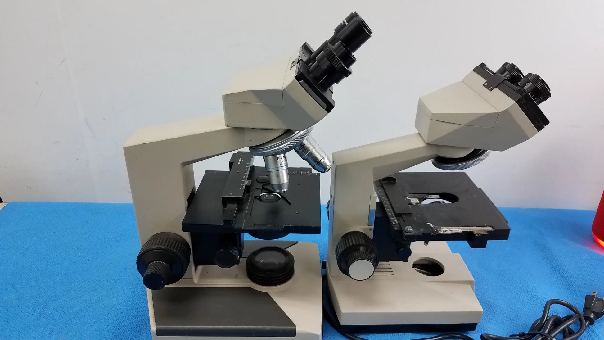 Wesco / Olympus Lot of 2 Wesco and Olymus CH-2 Laboratory Microscopes Laboratory Microscopes, as-is (for parts) product photo 4