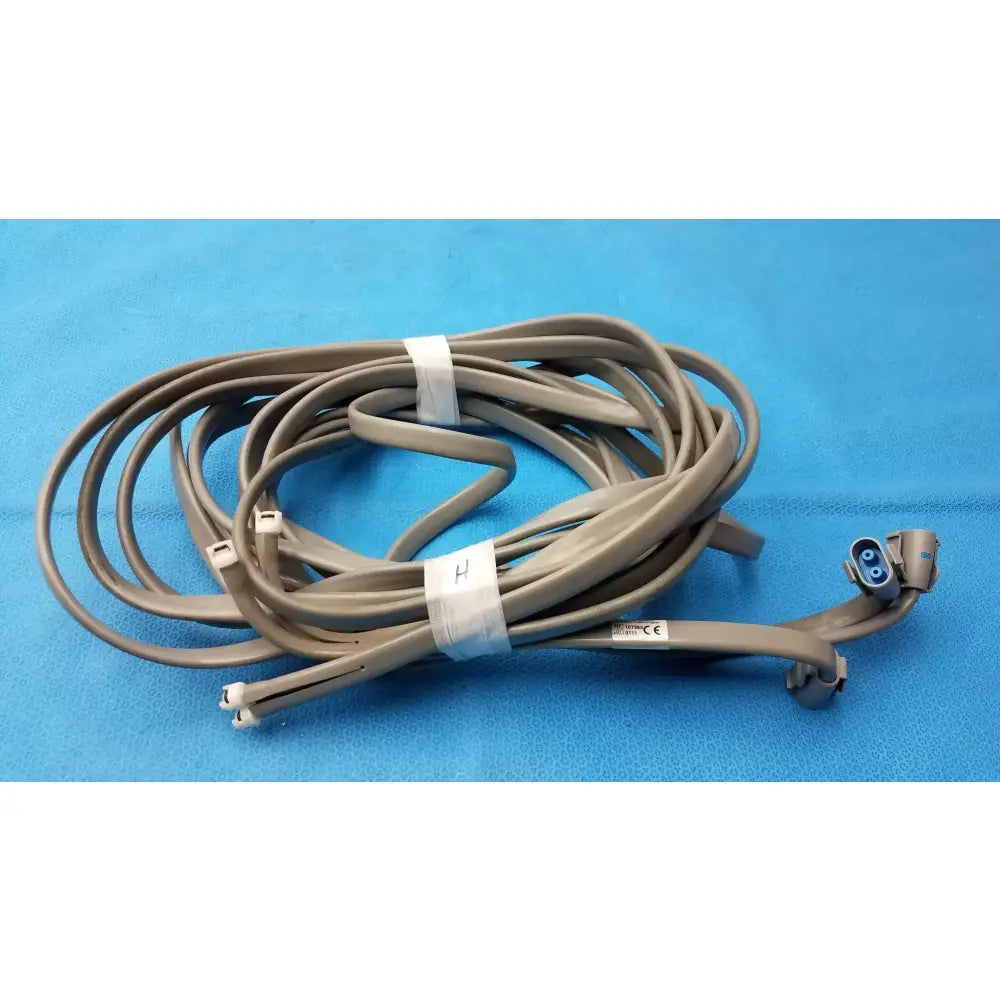 Reuse Medical Equipment Lot of 3 107363 NiBP Air Hose Fast Connector Double Tube NiBP Air Hose Fast Connector, second-hand product photo 1