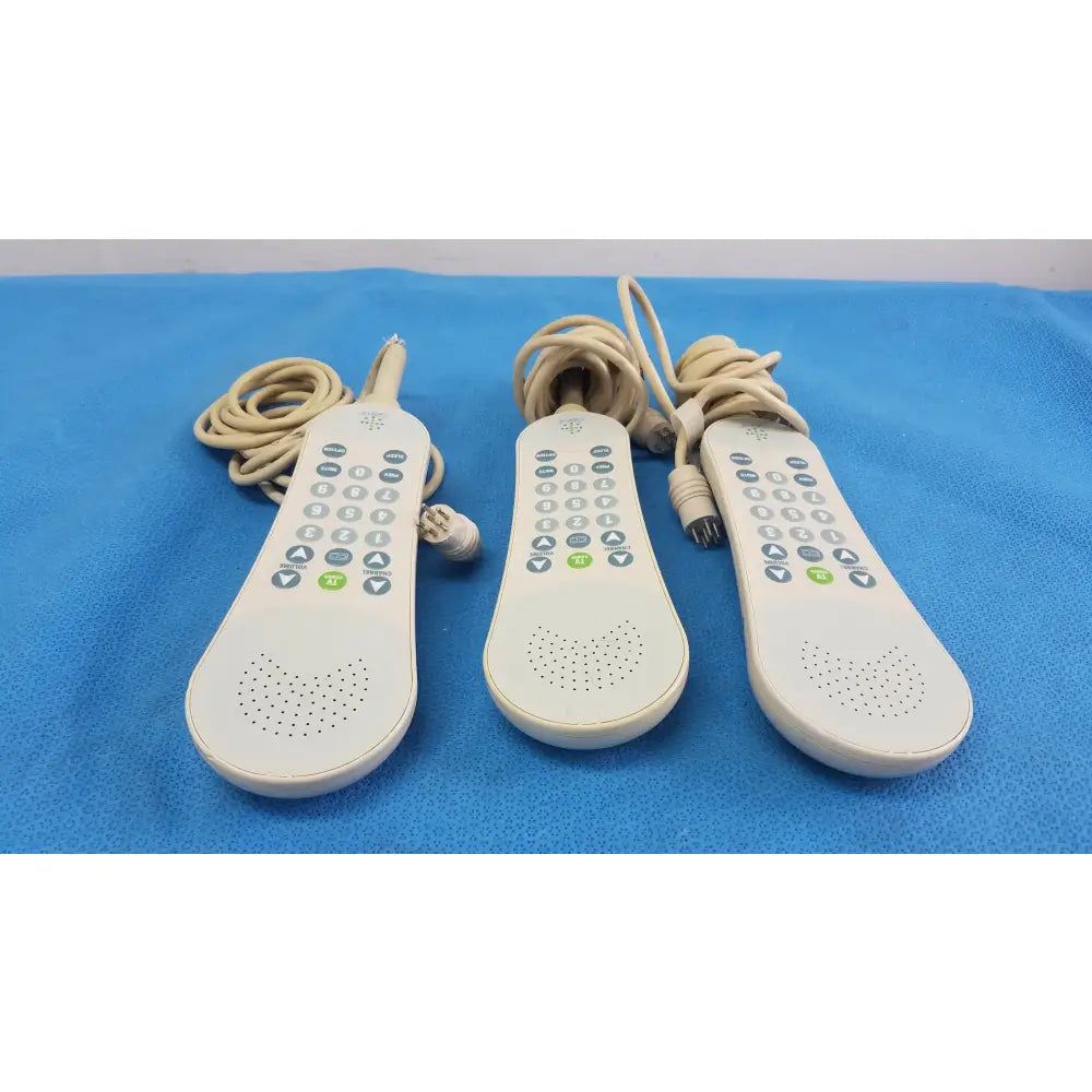 Curbell Lot of - 3 Curbell Gen4 Pillow Speaker TV Controller P/N 4C020N-Z500038 Pillow Speaker TV Controller, as-is (for parts) product photo 2