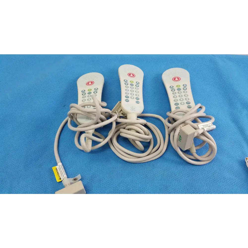 Curbell Lot of - 3 Curbell Gen4 Pillow Speaker TV Controller P/N 4C370U-Z100468 Pillow Speaker TV Controller, second-hand product photo 1