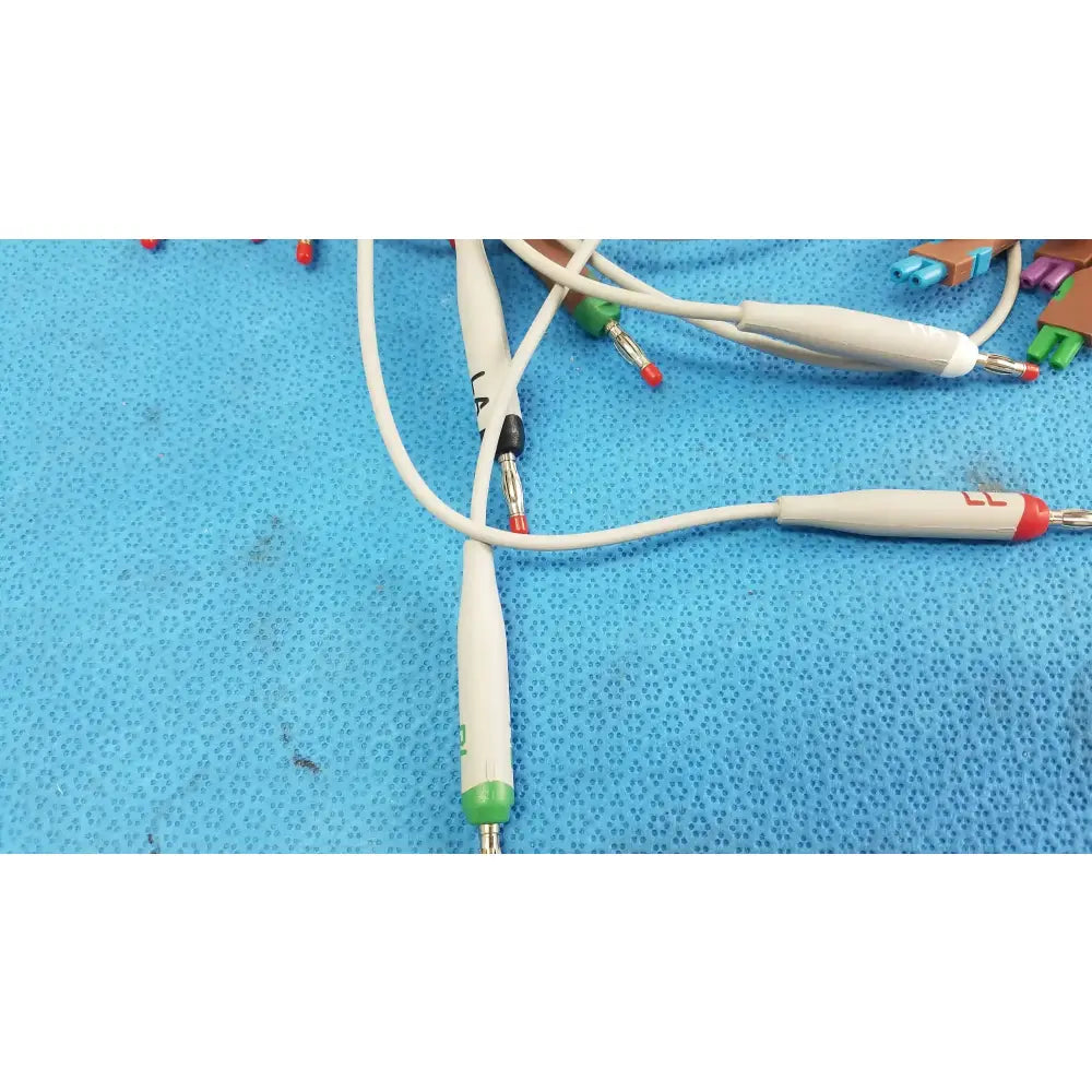 Reuse Medical Equipment Lot of - 3 Electrocardiogram Patient Cables ECG Patient Cable, second-hand product photo 6