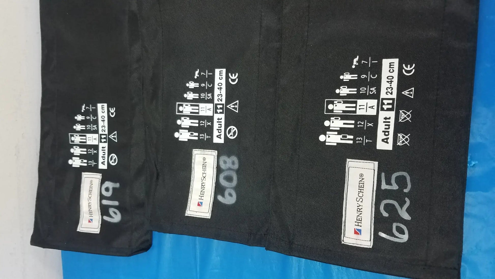 Henry Schein Lot of - 3 Henry Schein Blood Pressure Cuffs Adult 11 Blood Pressure Cuff, second-hand product photo 2