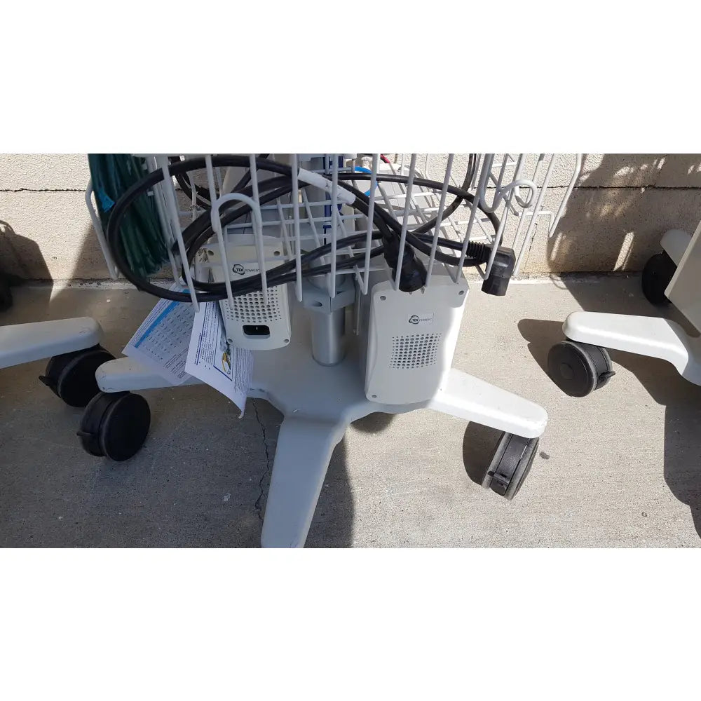 Lot of 3 Hi-VNI Technology Precision Flow Plus Respiratory Therapy Units With Stands - Respiratory Therapy Unit