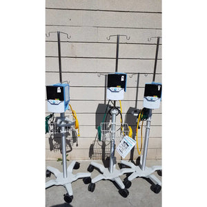 مجموعة من 3 وحدات علاج تنفسي Precision Flow Plus بتقنية Hi-VNI مع حوامل