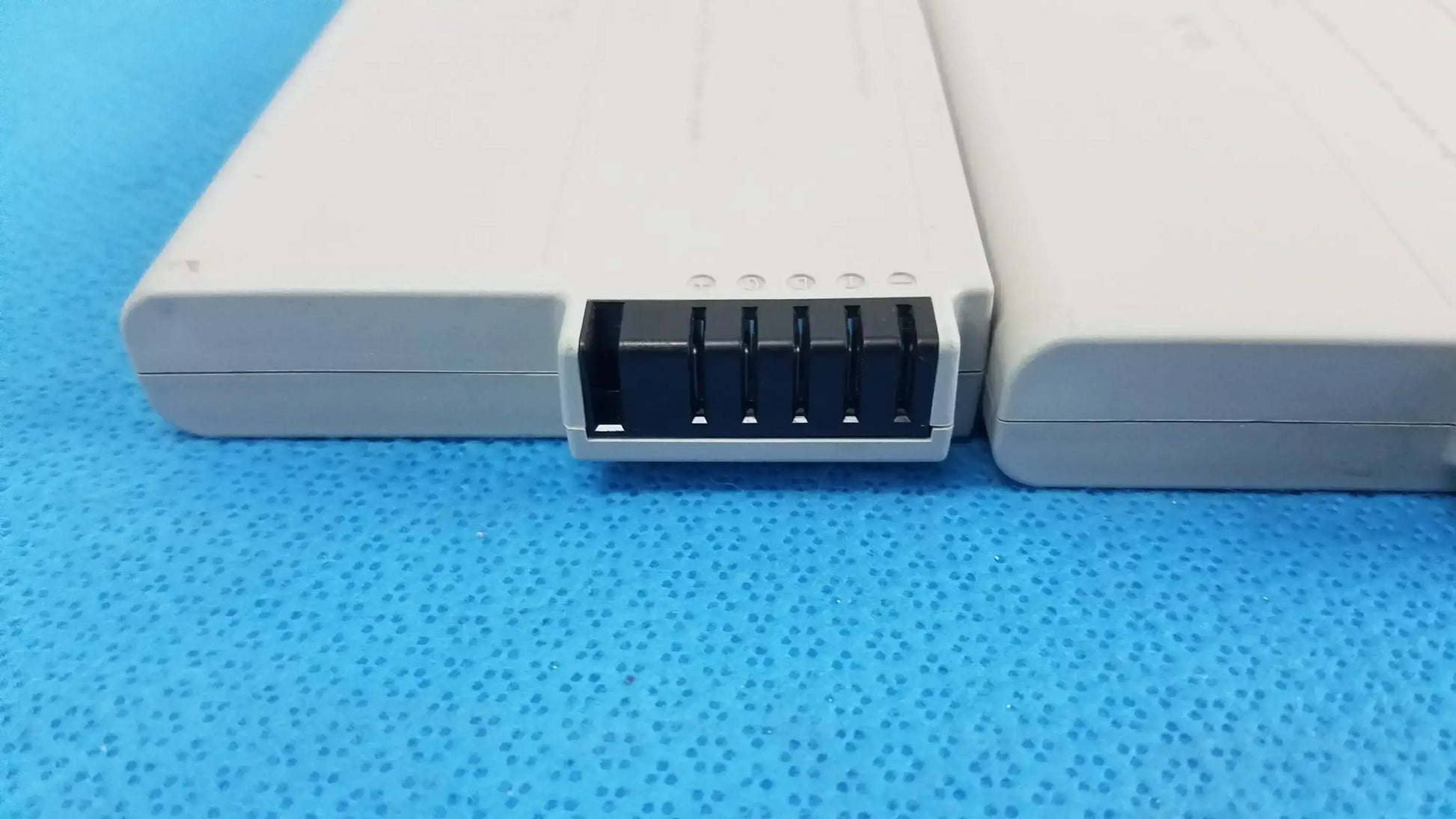 Philips Lot of - 3 Philips M4605A Lithium Ion Battery Lithium Ion Battery, second-hand product photo 7