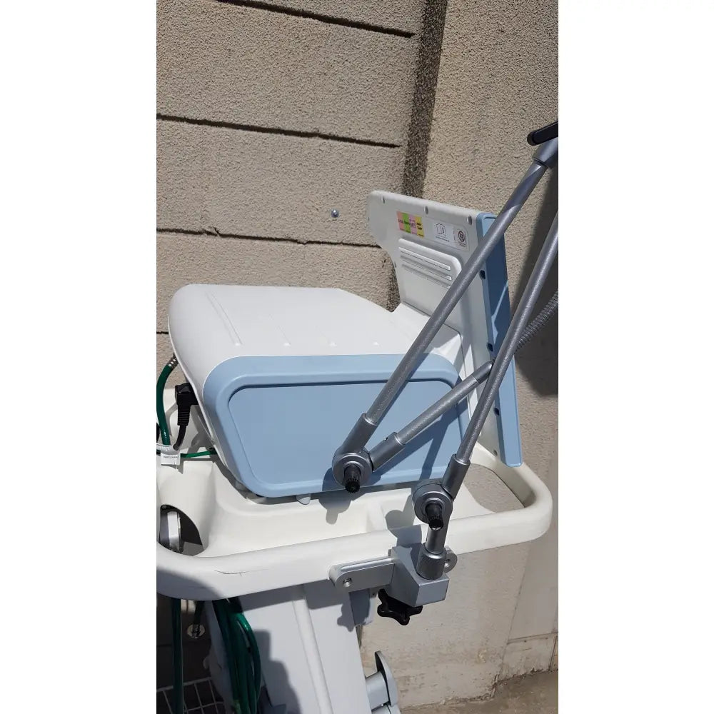 Lot of 3 Philips Respironics V60 Hospital BiPAP Ventilators With Rolling Stands - Hospital BiPAP Ventilator