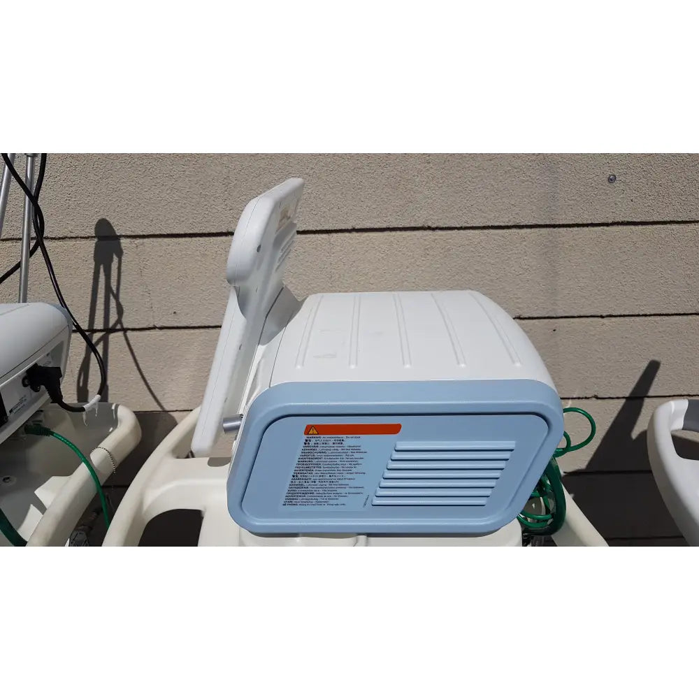 Lot of 3 Philips Respironics V60 Ventilators With Rolling Stands - Ventilator