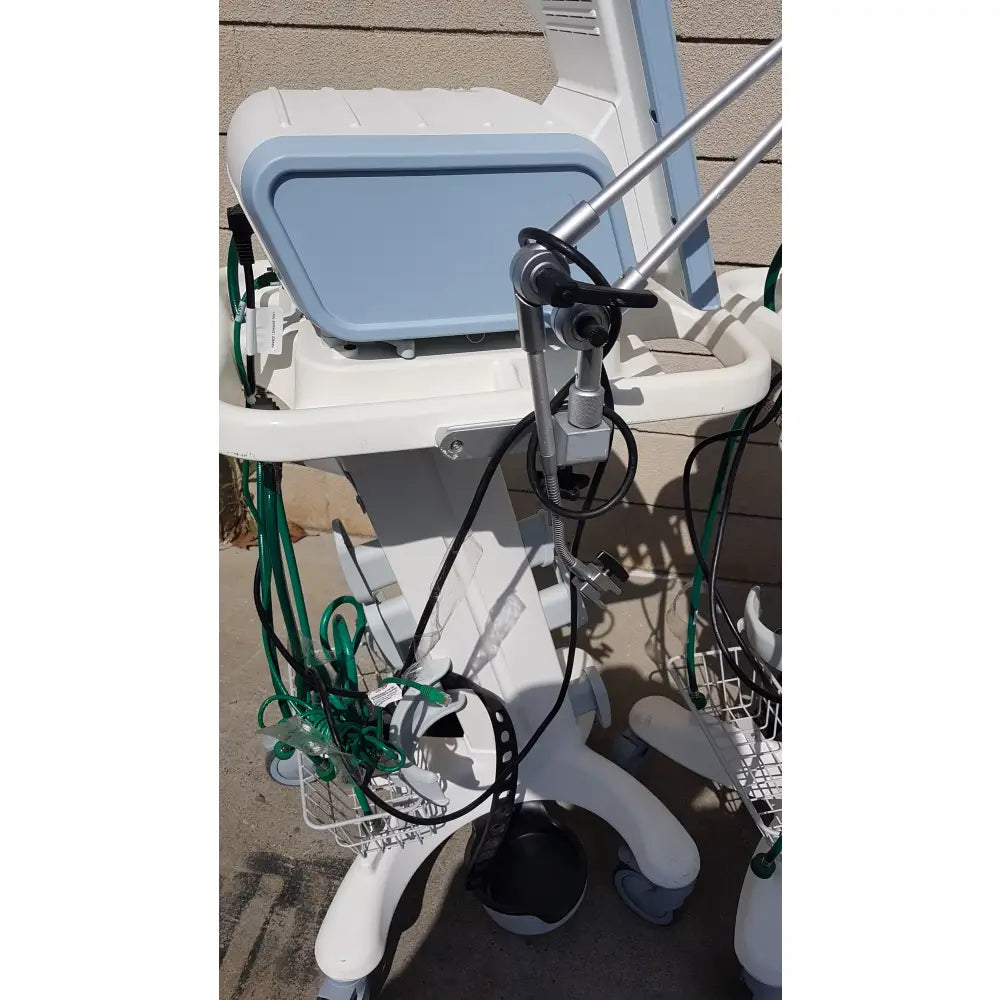 Lot of 3 Philips Respironics V60 Ventilators With Rolling Stands - Ventilator