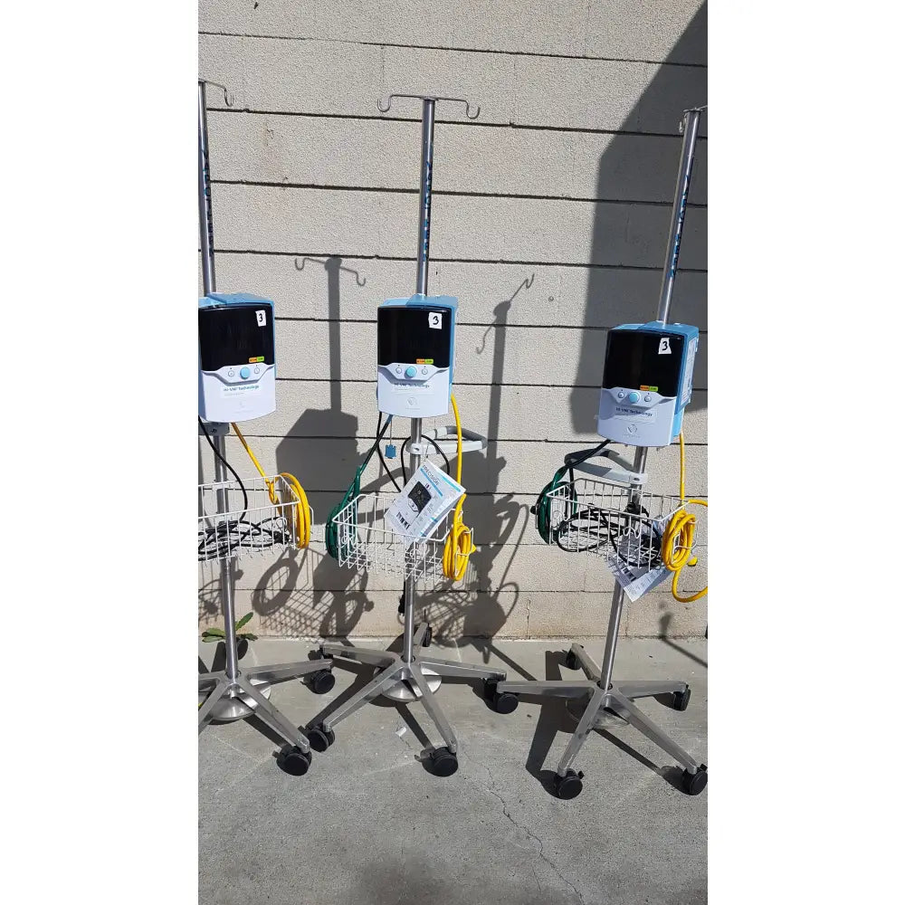 Lot of 3 - Vapotherm Hi-VNI Respiratory Therapy Units With Stands - Respiratory Therapy Unit