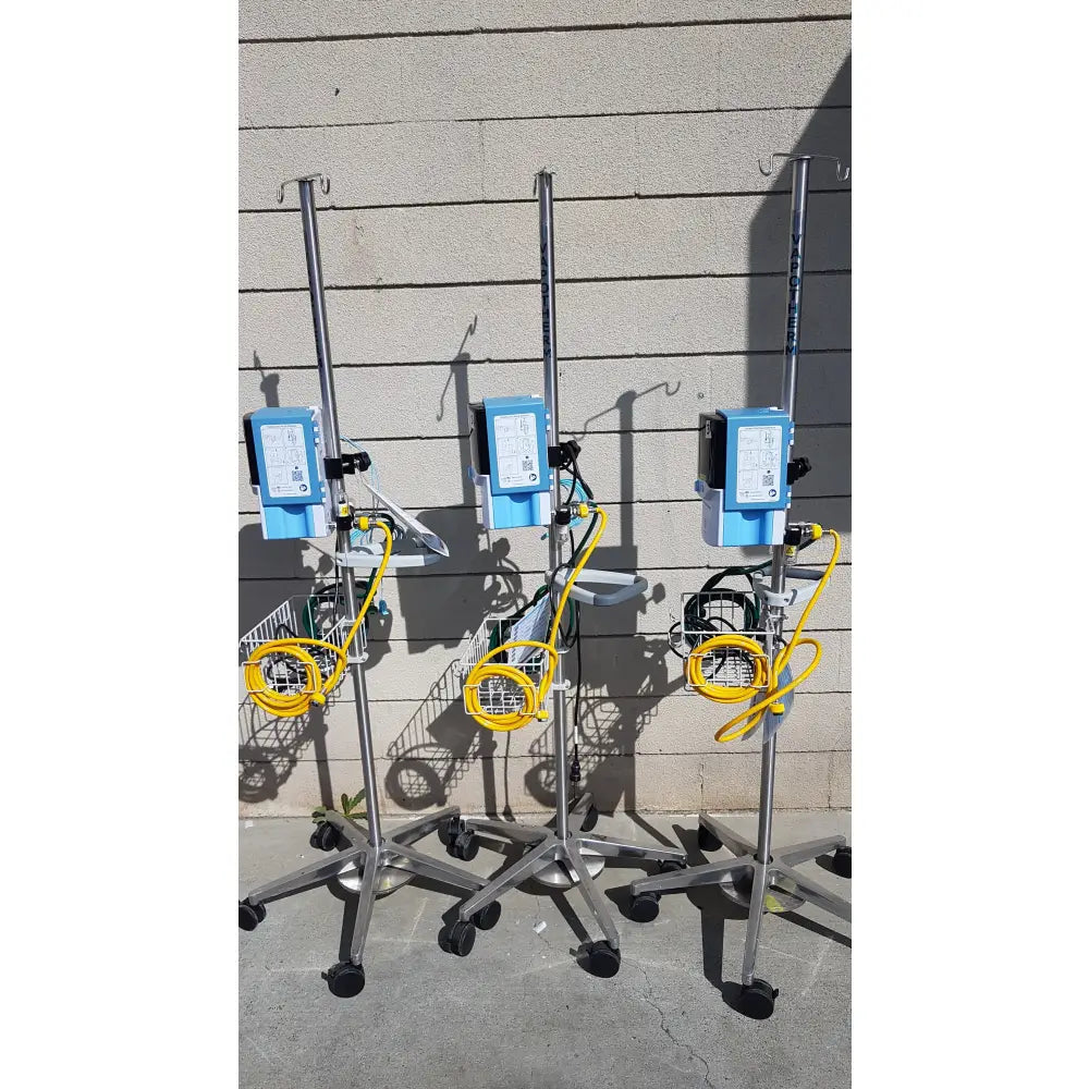 Lot of 3 - Vapotherm Hi-VNI Respiratory Therapy Units With Stands - Respiratory Therapy Unit