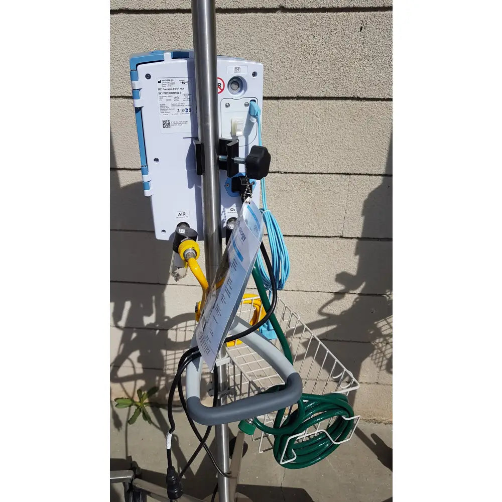 Lot of 3 Vapotherm Precision Flow Plus Hi-VNI Respiratory Units With Rolling Stands - Respiratory Unit
