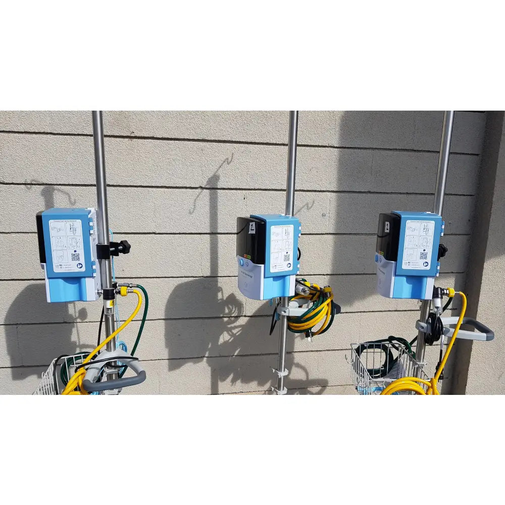 Lot of 3 Vapotherm Precision Flow Plus Hi-VNI Respiratory Units With Rolling Stands - Respiratory Unit